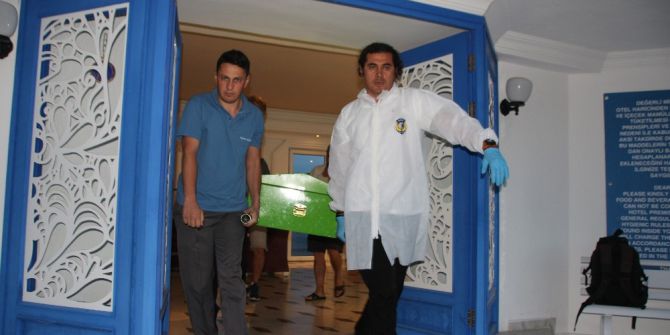 Uyandığında İrlandalı Arkadaşını Ölü Buldu