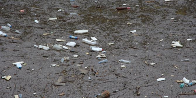 Sera Gölü Çöplerle Boğuşuyor