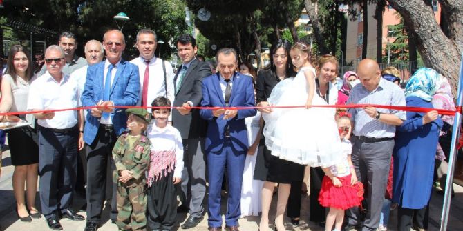 Kursiyerlerin Yıl Sonu Sergisi Beğeni Topladı