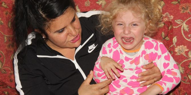 Engelli Minik Zilan’ı Ayağa Kaldıran Ayakkabısı Çalındı