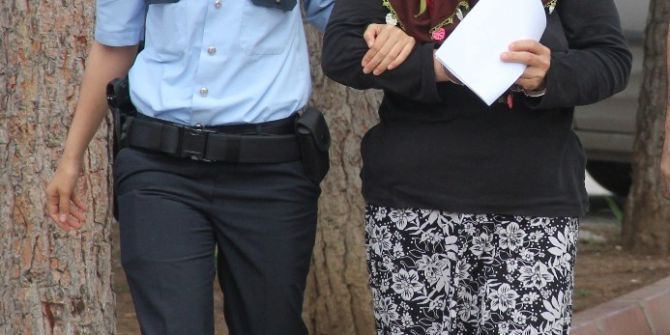 Kocasının Katilinin Kardeşini Oğluna Öldürtmekten Tutuklandı