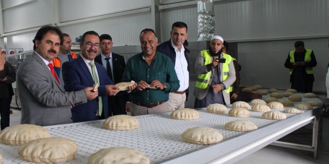 Pakistanlı Sivil Toplum Örgütü 12 Ton Kapasiteli Fırın Kurdu