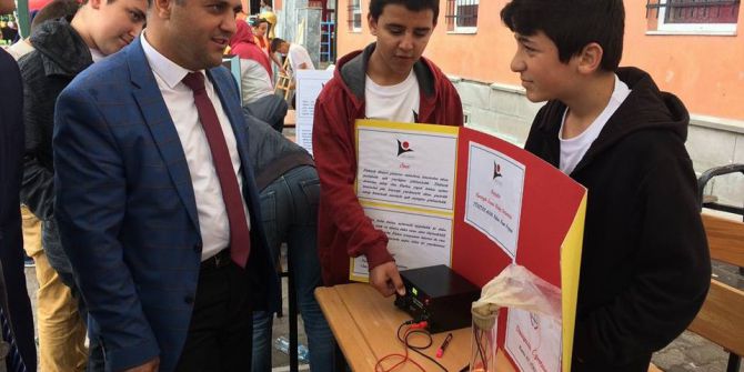 Başkan Özaltun, Bilim Fuarlarında Öğrencilerle Buluştu