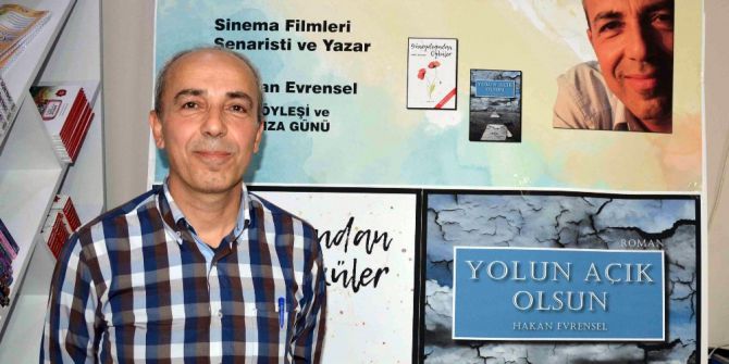 ’Nefes’in Senaristi Hakan Evrensel Okurlarıyla İmza Gününde Bir Araya Geldi