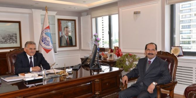 Turan Ve Sarımsaklı Dayanışma Grubu Melikgazi Belediyesi’ni Ziyaret Etti