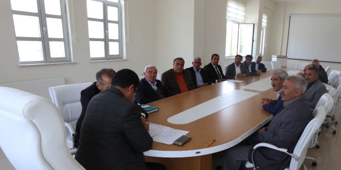 Gürpınar’da ’Sulama Suyu’ Toplantısı