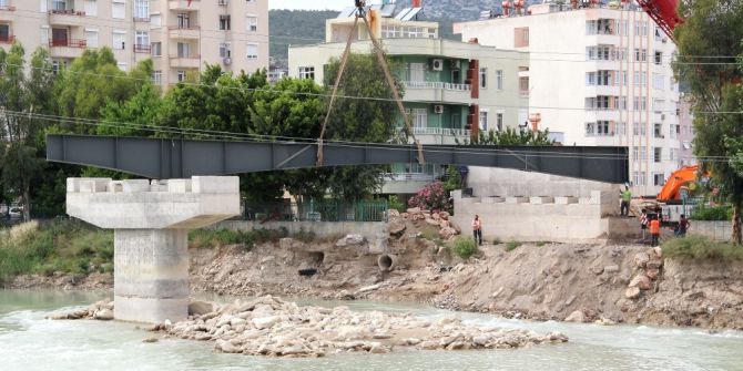 Silifke’de 4. Köprünün Çelik Kirişleri Konuldu