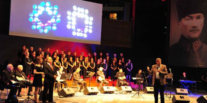 Aşık Mahsuni Balçova’da Şarkılarıyla Anıldı