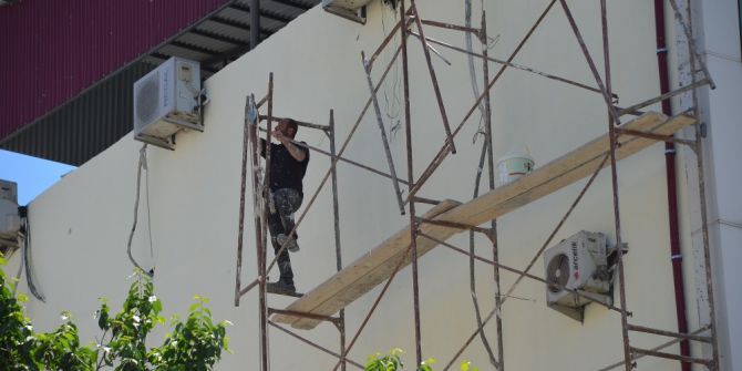 Iğdır’da İnşaat İşçisi Ölüme Meydan Okudu