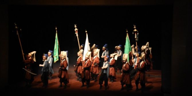 Tiyatro Severleri Büyüledi