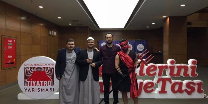 İrrita Tiyatro Topluluğu Türkiye 3’üncüsü Oldu