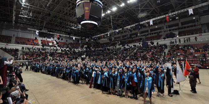 Neü Ahmet Keleşoğlu Eğitim Fakültesi Öğrencileri Mezun Oldu