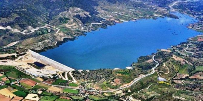 Küçük Menderes Ovasına Suya Kavuşuyor