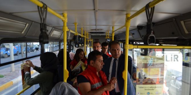 ‘İyilik Melekleri’ Belediye Otobüslerinde