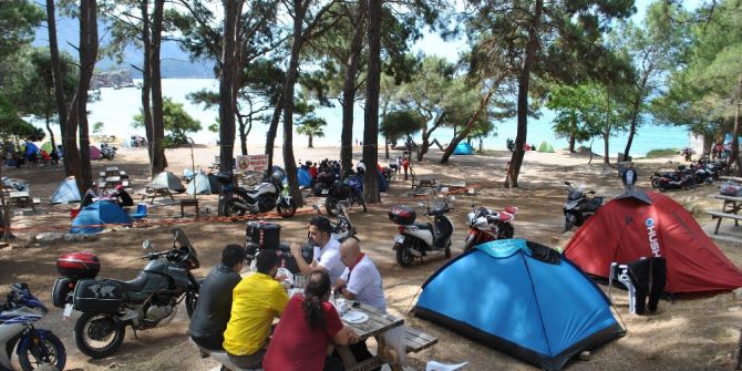 250 Motorcu Kumluca’da Kamp Yaptı
