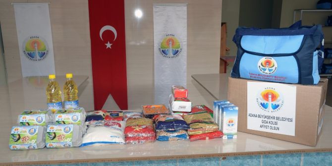 100 Bin Kişiye İftar, 15 Bin Aileye Gıda Kolisi