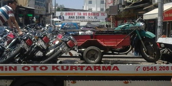 Yasak Yere Park Edilen Motosikletlere Ceza Kesildi