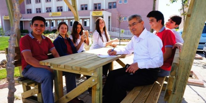 Bu Okulda Sessizlik Hakim