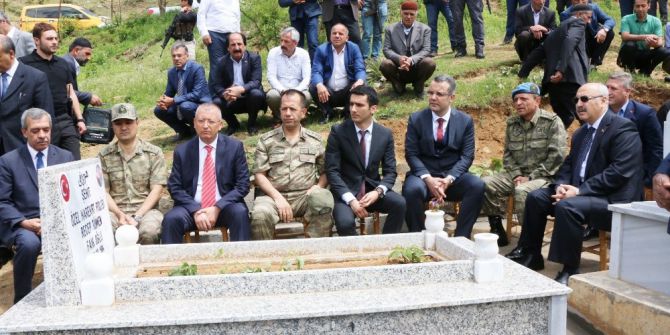 Şehit Polis Mezarı Başında Anıldı