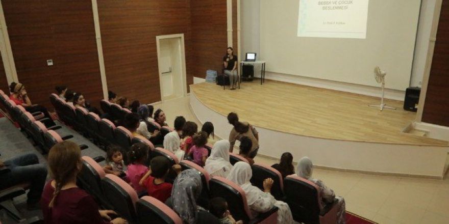 Silopi’de ‘Bebek Ve Çocuk Beslenmesi’ Semineri