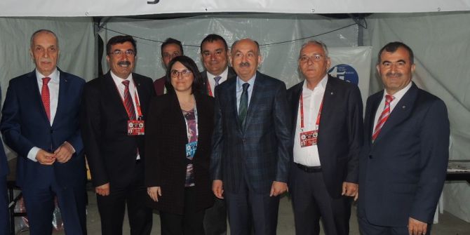 Tobb Genel Kurulunda Ticaret Borsası’nın Standına Ziyaretçi Akını