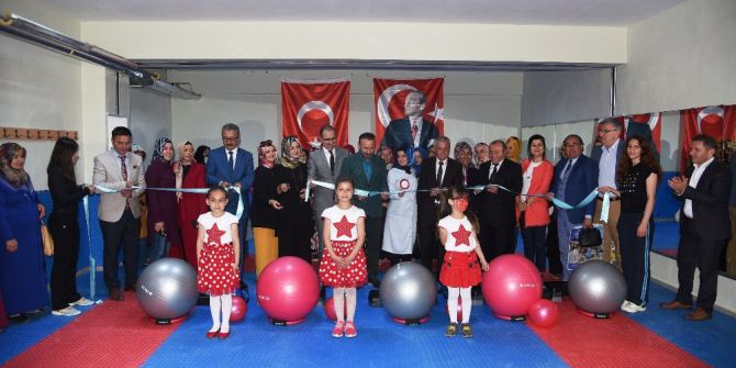 İzmit Belediyesi’nin Eğitime Katkıları Devam Ediyor