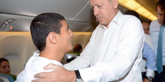 Doğuştan Kolları Almayan Beytullah, Hayata Yüzerek Sarıldı