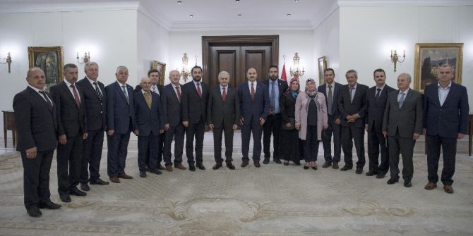 Başbakan Yıldırım, Çatalca Ve Silivri’den Gelen Köy Muhtarlarını Kabul Etti