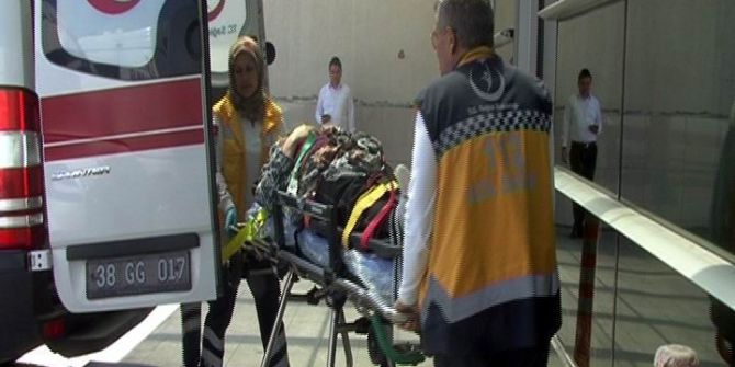 Otomobil Takla Attı: 3 Yaralı