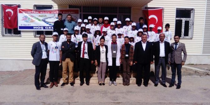 Gölbaşı Belören Ortaokulu Bilim Fuarı Düzenledi