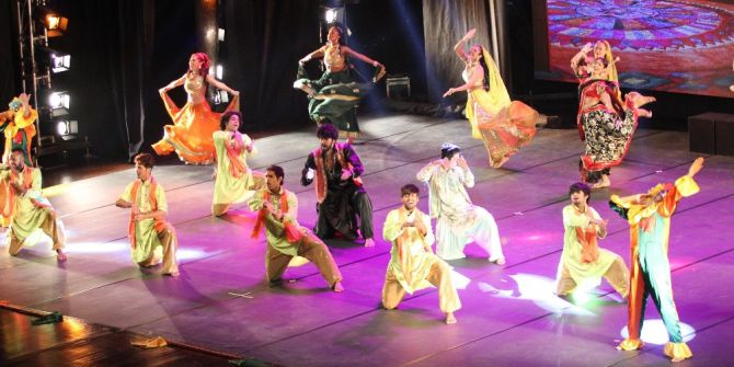 A Passage To Boollywood, Mersin’i Salladı