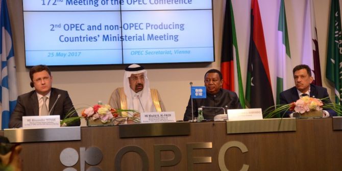 Opec, Petrol Üretimini Kısma Kararını 9 Ay Daha Uzattı