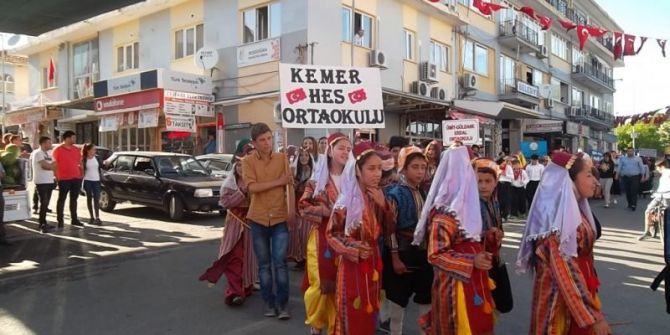 Bozdoğan’da Halk Oyunları Şenliği Yapıldı