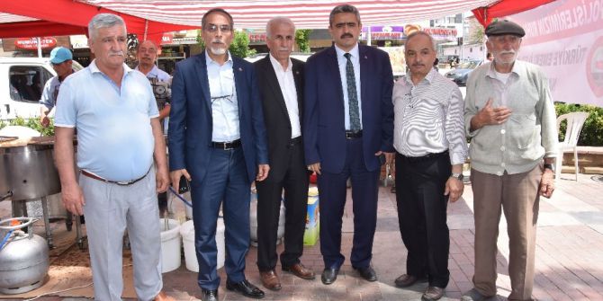 Emekliler Derneğinden Şehitler İçin Lokma Hayrı