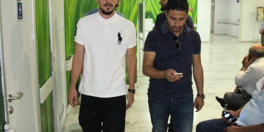 Atiker Konyaspor’da Yeni Transfer Ioan Hora Sağlık Kontrolünden Geçti