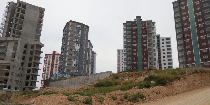 Sarıçam’da Altyapı Çıkmazı