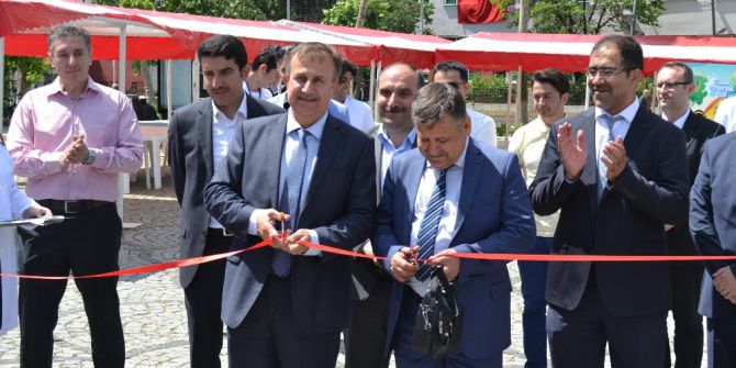 Meslek Liseleri Tanıtım Stantları Açıldı