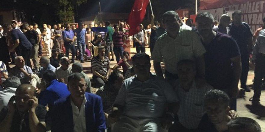 Başkan Duymuş’tan Demokrasi Nöbetine Destek