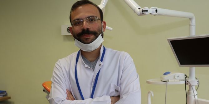 Periodontoloji Uzmanı Dr. Dt. Ali Burak Ayrancı, "Sahurdan Sonra Mutlaka Dişlerinizi Fırçalayın"