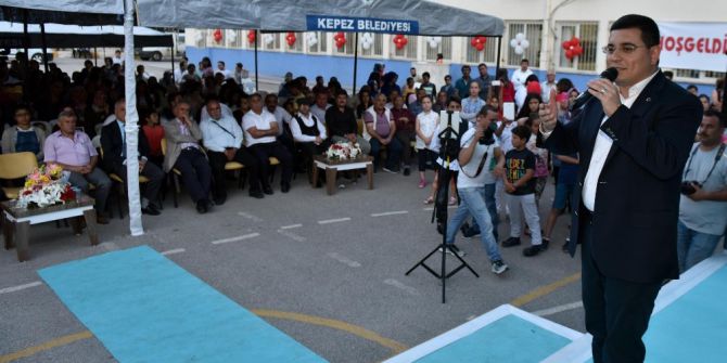 Tütüncü’den 22’inci Okula Bilişim Sınıfı