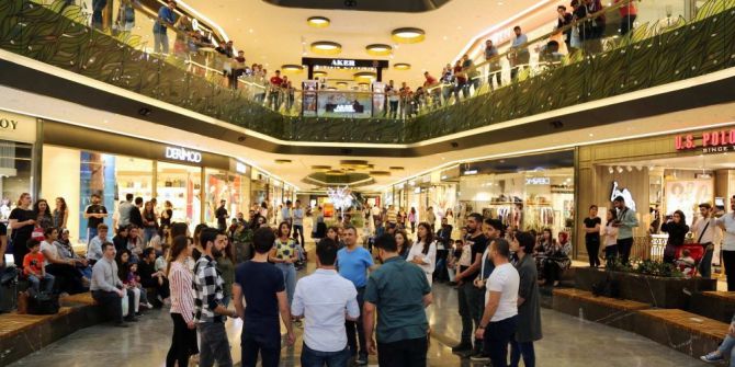 Gaün Türk Müziği Devlet Konservatuarı Öğrencilerinden Flash Mob Etkinliği