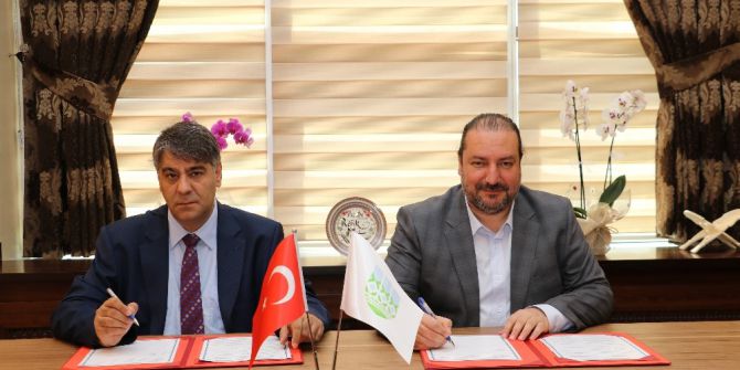 Kbü İle Yunus Emre Enstitüsü Arasında Protokol İmzalandı