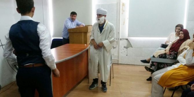 Emet Çpl’de İngilizce Tiyatro