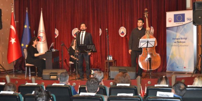 Türküler Ve Aryalar Trabzon’da Birbirini İzledi