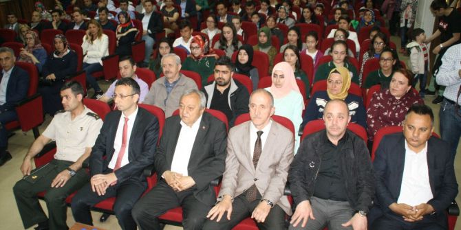 Devrek’te Kitap Okuma Yarışmasında Okurlara Ödüller Yağdı