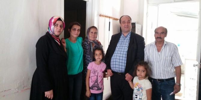 Beyazay’dan Görme Engelli Üyelerine Ramazan Çeki