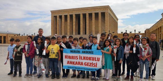 Akdeniz Belediyesi, Öğrencileri Anıtkabir’e Götürdü