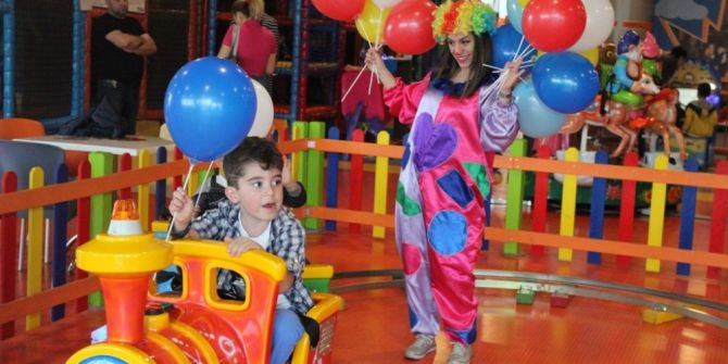 Engelliler Neoplus Funlab’ta Unutulmaz Bir Gün Geçirdiler