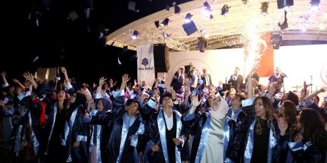 İhlas Kolejinde Mezuniyet Heyecanı