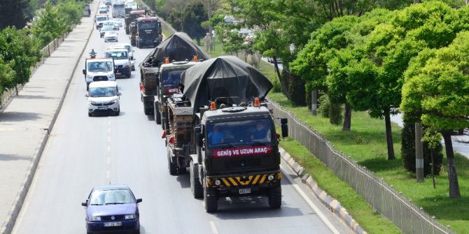 Suriye Sınırına Tank Sevkıyatı